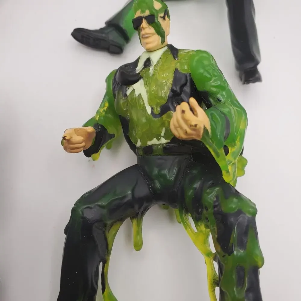 4 Vintage MIB‎ Action Figures Agent J Agent K 1997 Galoob